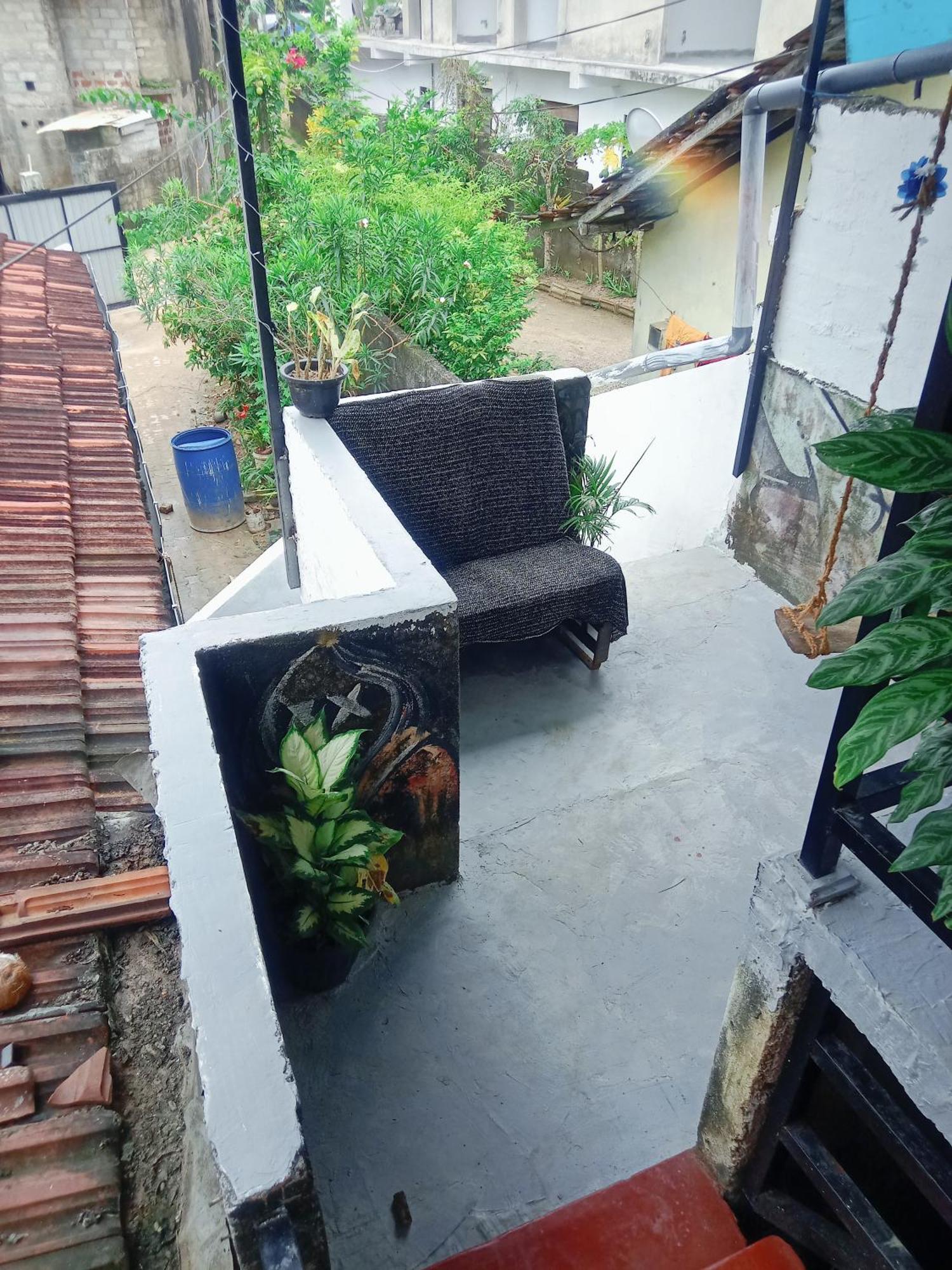 Sandaru Surffing Inn Weligama Exterior photo